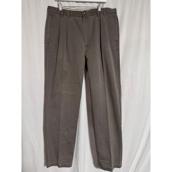 Banana Republic Men's Olive Chinos - Size 40L - Picture 10 of 12